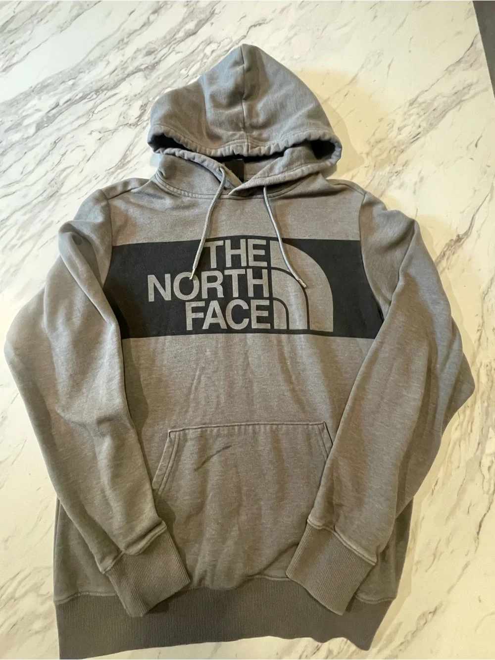 The North Face Men's Gray Logo Hoodie. Men’s Medium. Read…